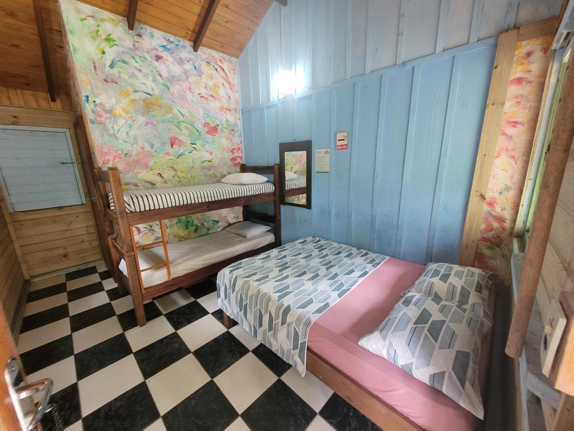 Pousada E Camping Do Clodo Ilha do Mel Exterior foto